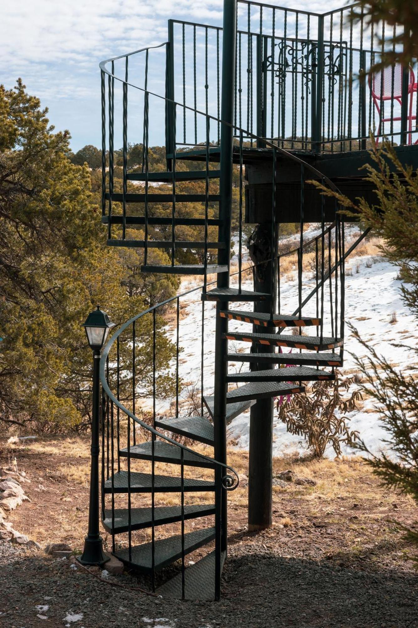 Ashley's Treehouse At El Mistico Ranch *
